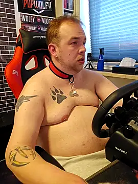 Snapshot of PupW0lfy chatting on 19, 3, 2025 PupW0lfy online show from 19, 3, 2025