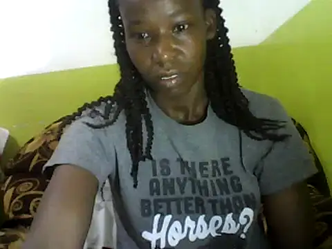 Snapshot of Claris2 chatting on 9, 12, 2024 Claris2 online show from 9, 12, 2024