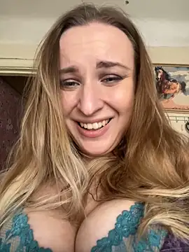 OlgaBuzzz online show from 17, 12, 2024