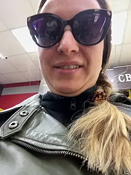 OlgaBuzzz online show from 19, 3, 2025