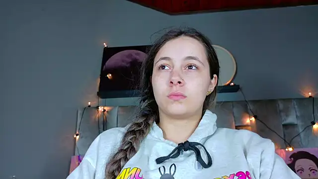 AmbarHills 1 online show from 3, 11, 2025