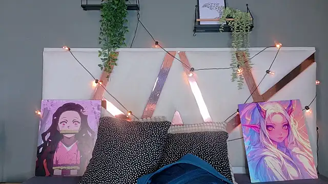 AmbarHills 1 online show from 9, 4, 2026