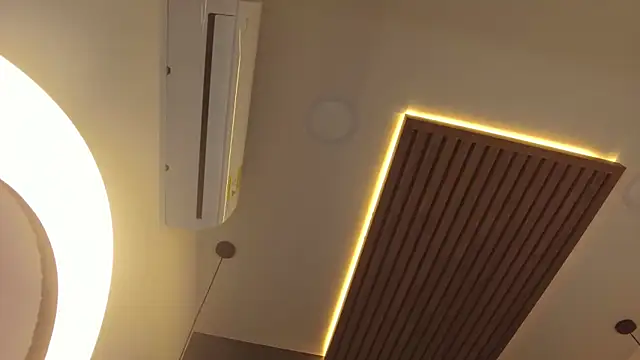 AbbyWathson online show from 17, 1, 2025