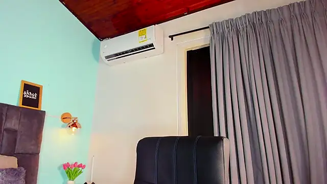 AbbyWathson online show from 18, 2, 2025