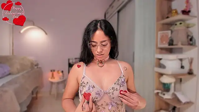 Snapshot of Aleja24Evans chatting on 12, 2, 2026 Aleja24Evans online show from 12, 2, 2026