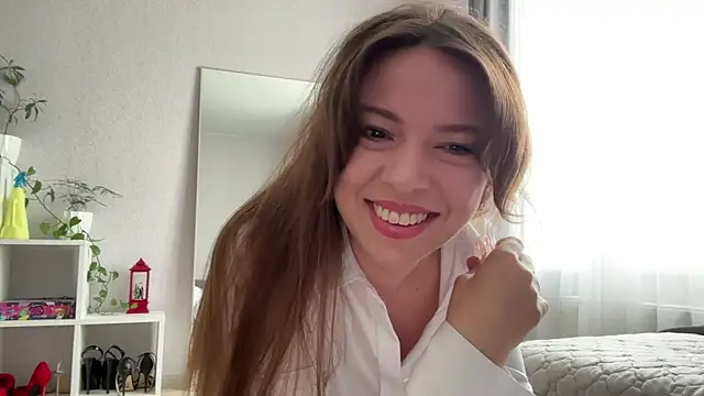 Snapshot of Victoria1Love chatting on 19, 4, 2026 Victoria1Love online show from 19, 4, 2026