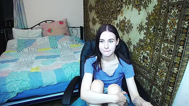 Olivia Graceee online show from 19, 6, 2026