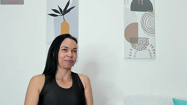 Evawalker  online show from 8, 2, 2025