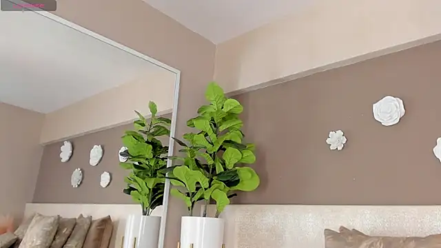 AylinMillerxs online show from 5, 3, 2025