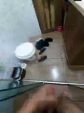 Snapshot of novinho_rosado chatting on 6, 1, 2025 novinho rosado online show from 6, 1, 2025