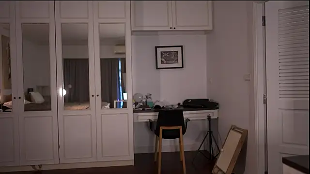 ValerieHill online show from 19, 12, 2025