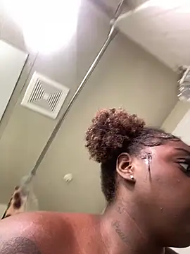 LillShayy online show from 31, 5, 2026