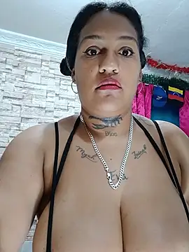 Michelle Brito1 online show from 28, 6, 2026