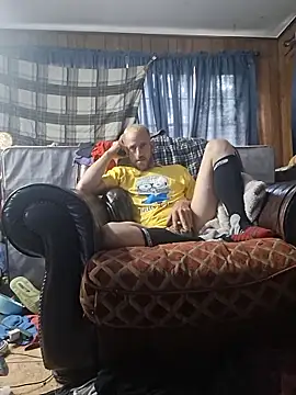 Snapshot of 5g4ever chatting on 8, 4, 2026 5g4ever online show from 8, 4, 2026