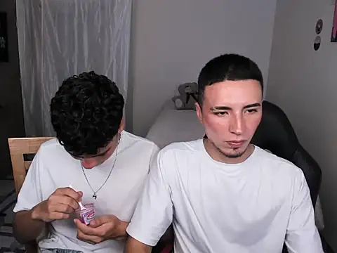 sweet boys xx online show from 18, 3, 2025