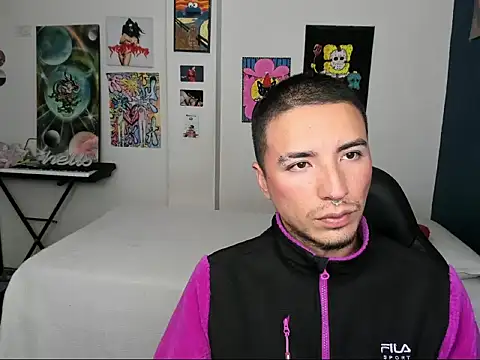 sweet boys xx online show from 18, 9, 2025