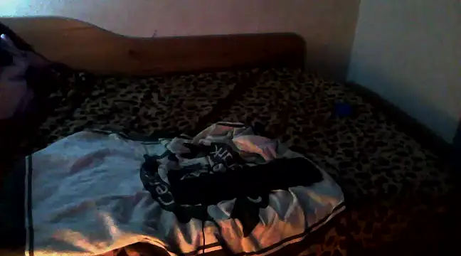 eblata04 online show from 5, 1, 2025