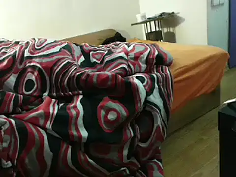 eblata04 online show from 14, 2, 2025