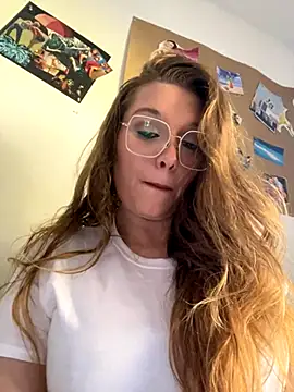 Lalalynn online show from 9, 11, 2025