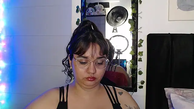 Snapshot of Alezapark chatting on 2, 7, 2026 Alezapark online show from 2, 7, 2026