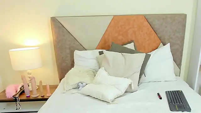 Snapshot of JennaCollins149 chatting on 7, 2, 2025 JennaCollins149 online show from 7, 2, 2025