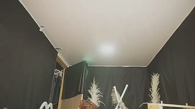 angelacianuro  online show from 11, 10, 2025