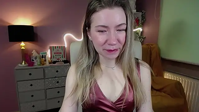 Mia Tasty online show from 8, 3, 2025