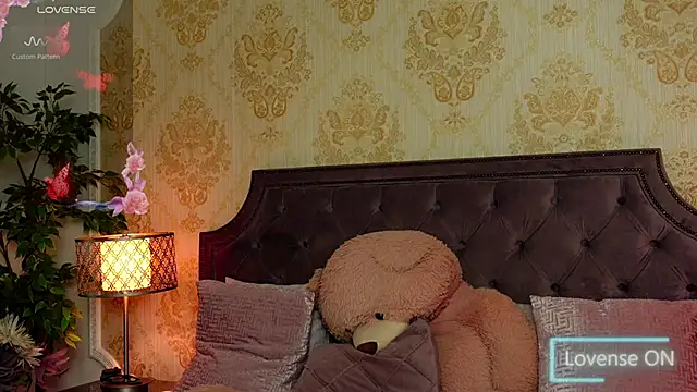 JaneDevine online show from 10, 1, 2025