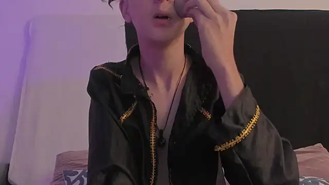 BonnieCute  online show from 8, 3, 2025