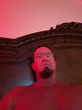 sluttydylan online show from 13, 4, 2026