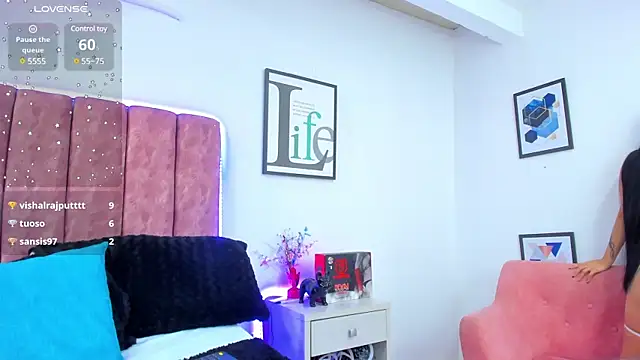 Snapshot of KathyShine chatting on 10, 1, 2025 KathyShine online show from 10, 1, 2025