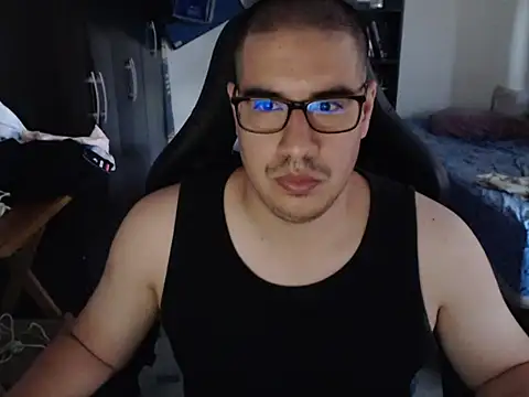 Snapshot of thealfawolf01 chatting on 19, 1, 2026 thealfawolf01 online show from 19, 1, 2026