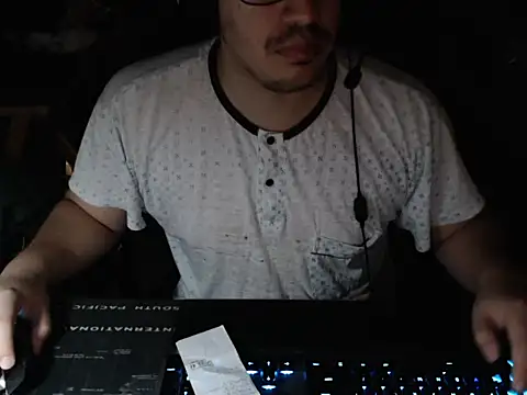 Snapshot of thealfawolf01 chatting on 30, 5, 2026 thealfawolf01 online show from 30, 5, 2026