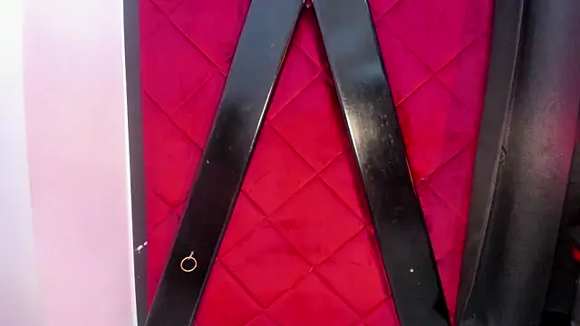 hanna slut  online show from 20, 1, 2025