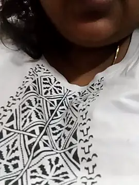 smile pretty online show from 23, 12, 2024