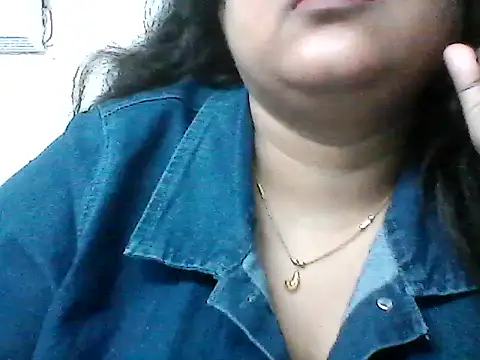 smile pretty online show from 22, 4, 2026