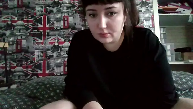 Lynylou online show from 9, 10, 2025