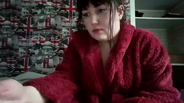 Lynylou online show from 15, 11, 2025