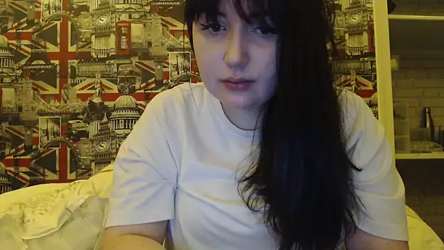 Lynylou online show from 8, 2, 2026