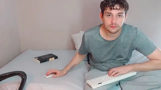 Snapshot of Elio555 chatting on 29, 12, 2024 Elio555 online show from 29, 12, 2024
