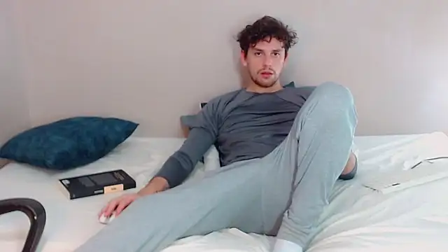 Snapshot of Elio555 chatting on 26, 1, 2025 Elio555 online show from 26, 1, 2025