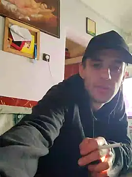 Snapshot of Rejtelmesest chatting on 7, 12, 2024 Rejtelmesest online show from 7, 12, 2024