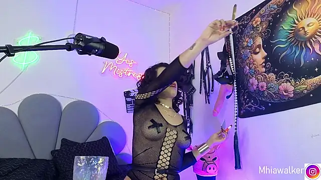 MhiaCorleone online show from 18, 10, 2025