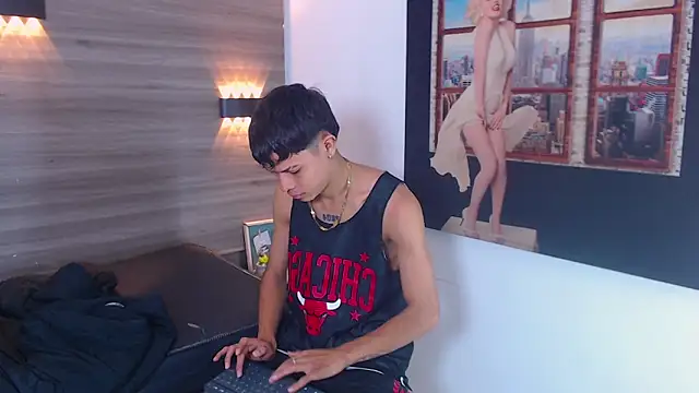 Levis Montes online show from 9, 1, 2025