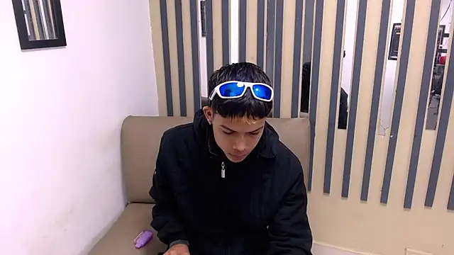 Levis Montes online show from 28, 1, 2025