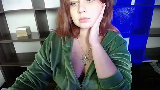Snapshot of Lizzy_Love chatting on 1, 2, 2025 Lizzy Love online show from 1, 2, 2025