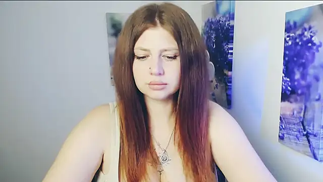 Snapshot of Lizzy_Love chatting on 22, 4, 2026 Lizzy Love online show from 22, 4, 2026