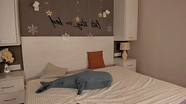 willow fox online show from 11, 2, 2025