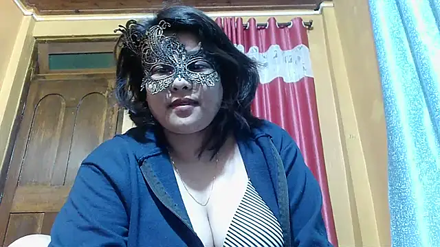 Snapshot of Cutehornycouples chatting on 13, 2, 2025 Cutehornycouples online show from 13, 2, 2025