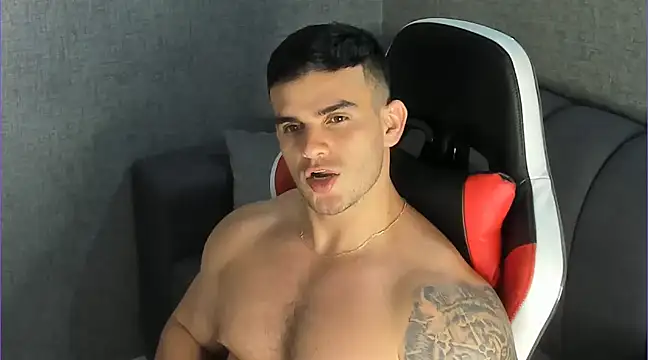 Snapshot of Ricardogo19 chatting on 2, 2, 2025 Ricardogo19 online show from 2, 2, 2025